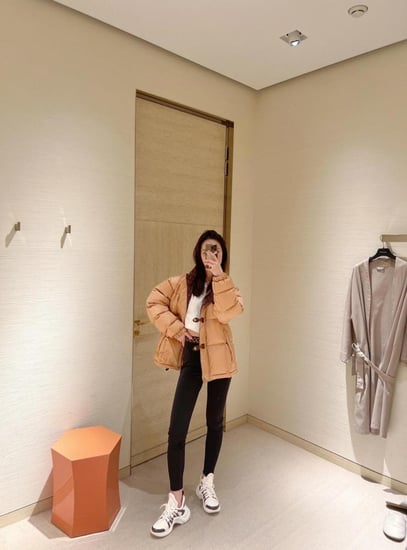 Louis Vuitton Beige Rain short coa جاكيت لوي فيتون منفوخ مطري بيج قصير