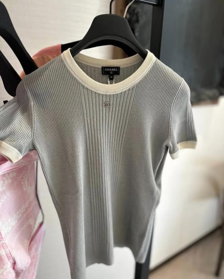 تانك توب شانيل قميص رمادي  2025 CHANEL COCO BEACH GRAY TANK TOP