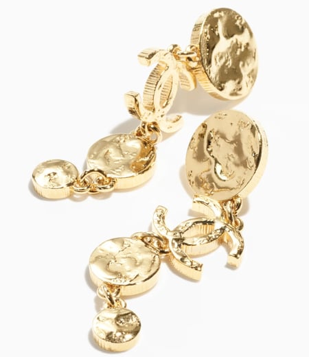 2024 اقراط شانيل بدلاية ذهبي