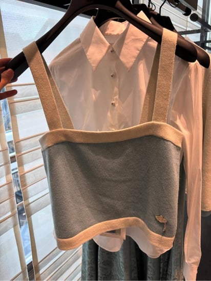 2025 CHANEL METIERS DART TANK TOP توب شانيل ميتيه دي ارت