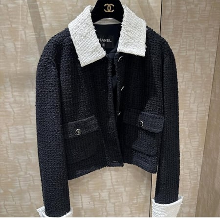 CHANEL BLOUSON Cotton Tweed Black بلوزون شانيل جاكيت تويد أسود أبيض