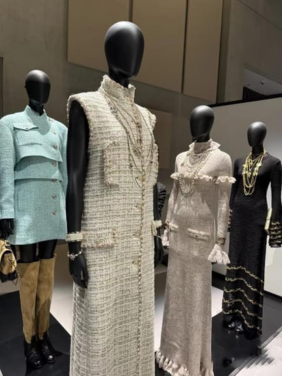 Chanel long gold Wool Tweed Coat كوت شانيل كت تويد صوفي ذهبي طويل