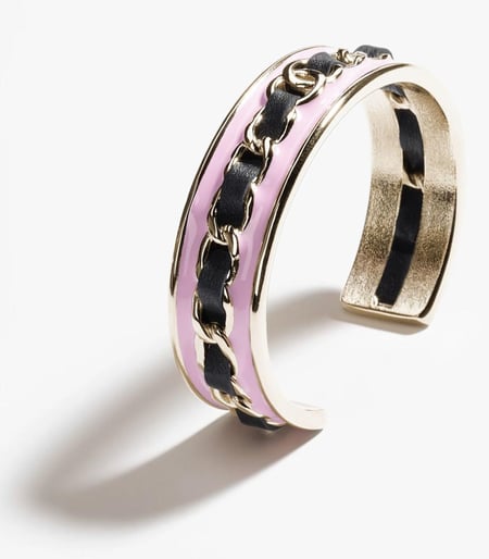 2024 سوار شانيل عريض جلد وردي طبق الاصل جديد رخيص تقليد الاصلي السعودي