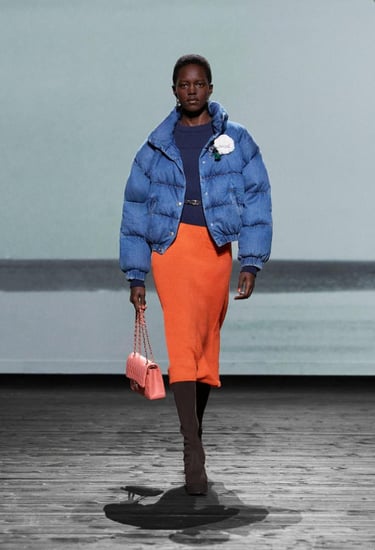 Chanel Blue Dinim Cot 2024 معطف شانيل كوت دينم باهت أزرق