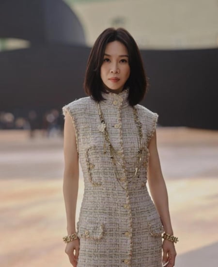 Chanel long gold Wool Tweed Coat كوت شانيل كت تويد صوفي ذهبي طويل
