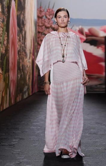 فستان شانيل ابيض