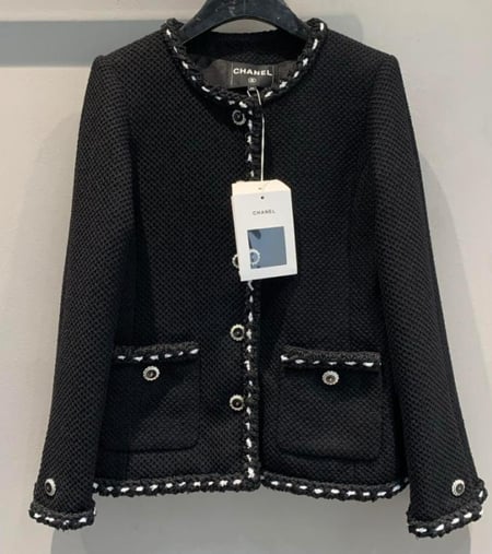 2026 Chanel BLACK tweed jacket  سترة شانيل جاكيت تويد  أسود مطرز