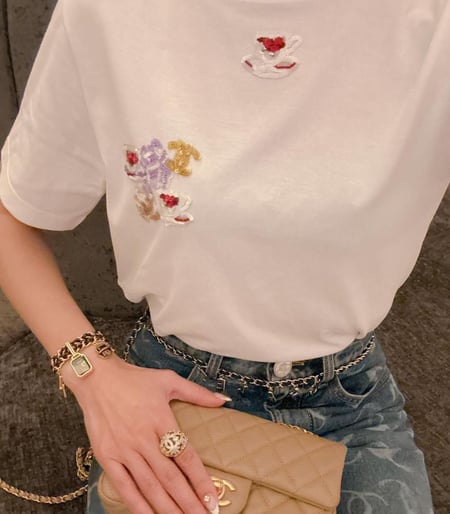 4 chanel metiers dart white tee shirt تي شيرت شانيل