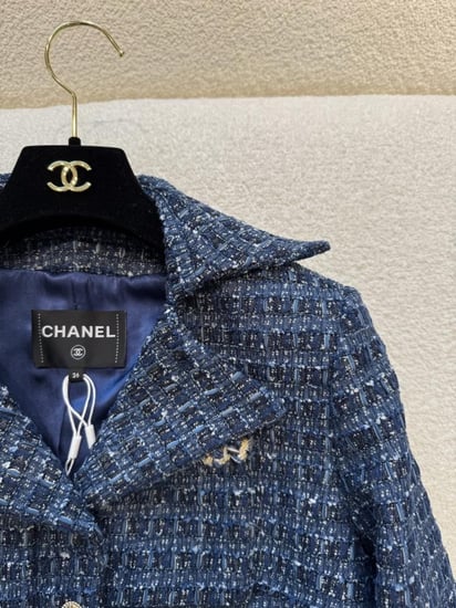 2025 Chanel tweed jacket سترة شانيل جاكيت تويد كحلي
