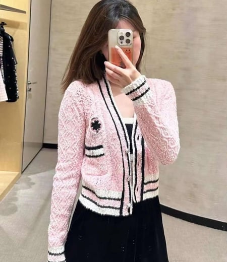 2024 كارديقان شانيل كاشمير وردي بازرار اماميه