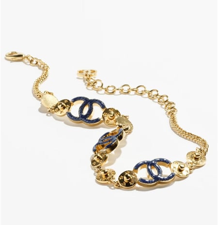 2024 قلادة شانيل شوكر ذهبي ازرق