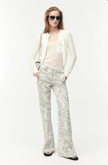 2025 CHANEL COCO BEACH CARDIGAN كارديجان شانيل أبيض قطني