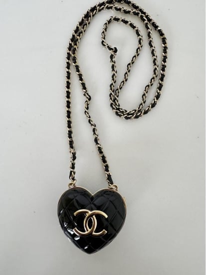 CHANEL necklace heart قلادة شانيل قلب يفتح بمرأة أسود ذهبي
