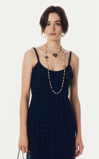 2024 قلادة شانيل سلسال طويلة معدن، لآلئ زجاجية