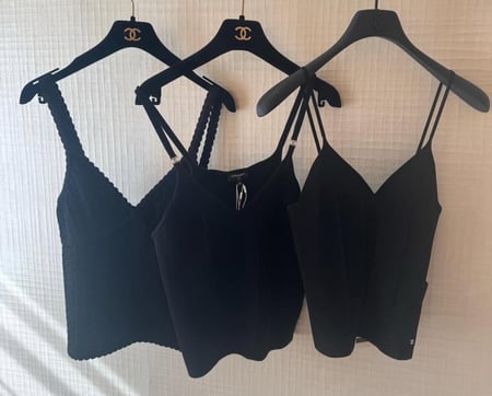 2025  CHANEL BLACK TOP قميص شانيل توب أسود