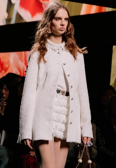 جاكيت شانيل تويد براق لامع أبيض Chanel white tweed sparkling jacket