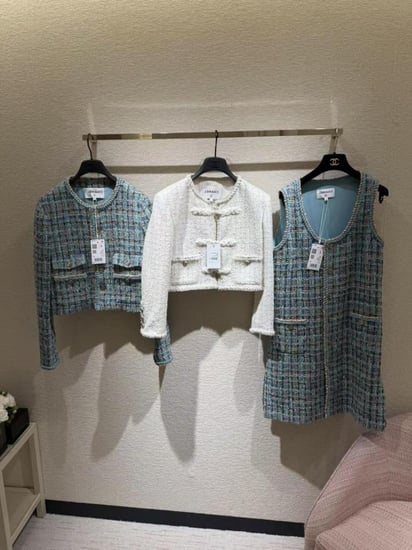 2025 سترة شانيل جاكيت تويد أخضر فيروزي