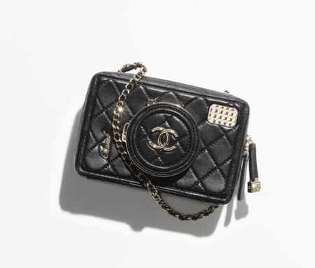 Chanel black camera bag حقيبة شانيل أسود شنطة شانيل كاميرا