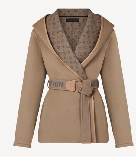 Louis Vuitton short Beige coat  كوت جاكيت لويس فيتون بيج قصير بحزام