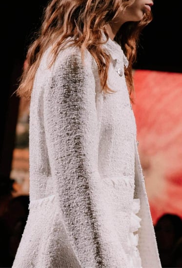 جاكيت شانيل تويد براق لامع أبيض Chanel white tweed sparkling jacket