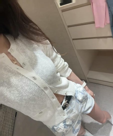 2025 CHANEL COCO BEACH CARDIGAN كارديجان شانيل أبيض قطني