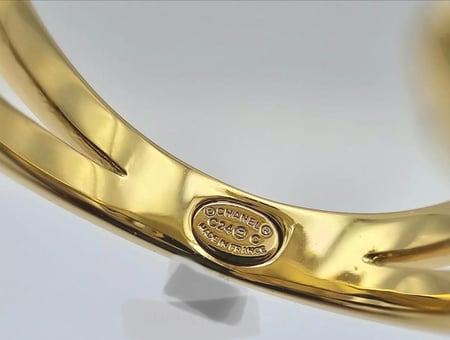 2024 Chanel Wing Gold Crystal RING خاتم شانيل جناح ذهبي لؤلؤي كريستالي