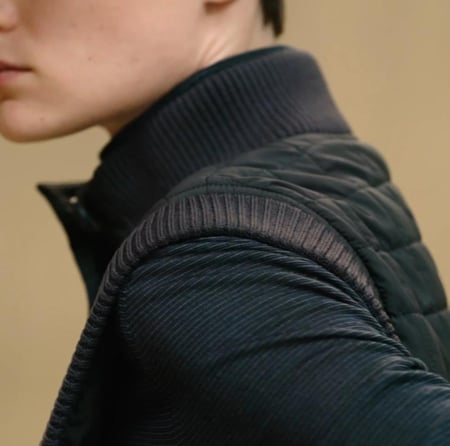 Hermes Quilted sleeveless bomber jacket 2025 جيليه إيرميز بومبر مبطن