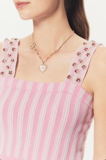 Chanel 25P Pink  pearls top2025 قميص شانيل وردي مطرز باللؤلؤ