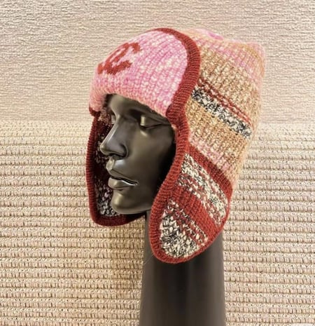 CHANEL PINK WOOL CASHMERE COCO NEIGE HAT 2024 قبعة شانيل صوف وردي