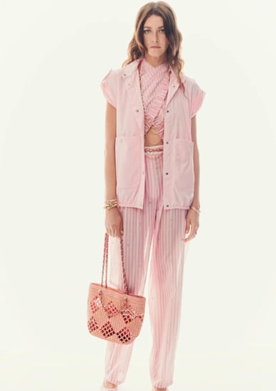 2024 معطف شانيل باركا وردي Light pink parka