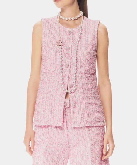 CHANEL PINK TWEED VEST 2025 جيلية وردي تويد بأزرار أمامية