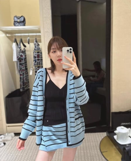 Chanel blue black lines cashmere cardigan شانيل  كارديجان كشمير أزرق