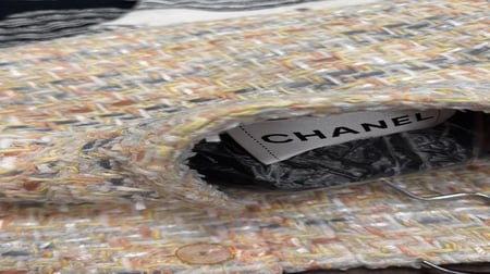 CHANEL LIGHT YELLOW GRAY TWEED jacket 2025 جاكيت شانيل تويد رمادي أصفر