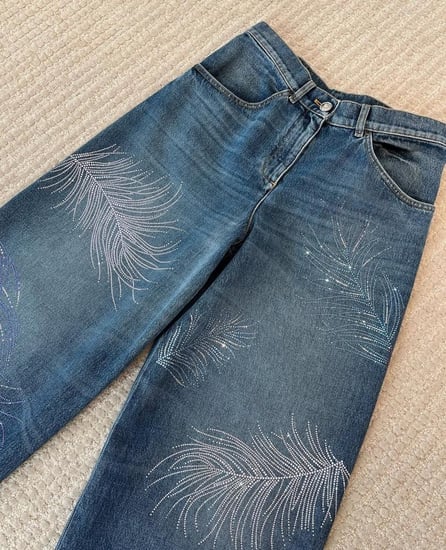 2025 CHANEL EMBROIDERED DENIM JEANS بنطلون شانيل جينز كريستالي براق