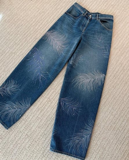 2025 CHANEL EMBROIDERED DENIM JEANS بنطلون شانيل جينز كريستالي براق