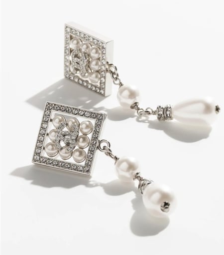 2024 اقراط شانيل بدلاية فضي، أبيض لؤلئي، كريستالي