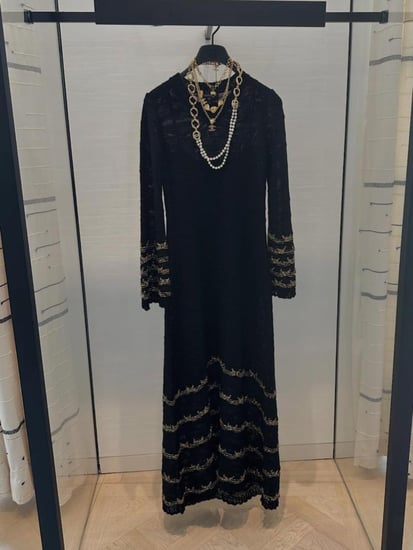 CHANEL METIERS D ART LONG DRESS 25 فستان شانيل صوف شفاف مطرز أسود طويل