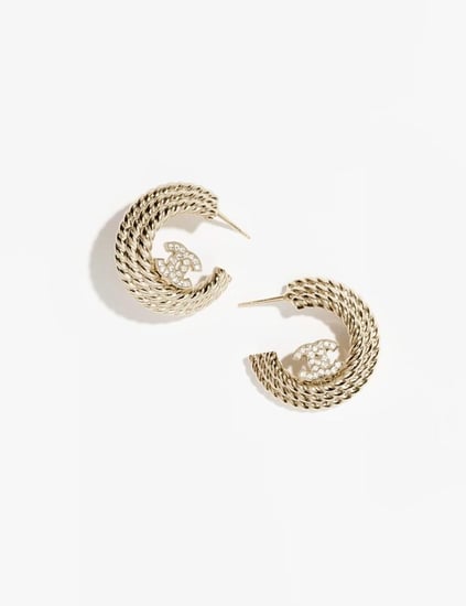 2024 اقراط شانيل على شكل حلقة ذهبي مرصع بالكريستال