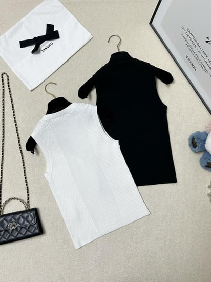 White or black 25B chanel tank top 2025 قميص شانيل قطن أبيض أو أسود