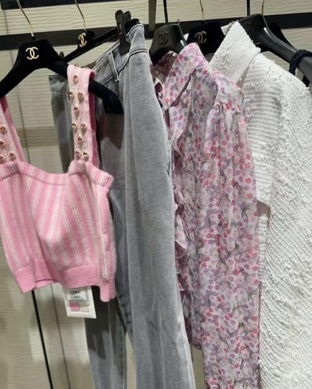 Chanel 25P Pink  pearls top2025 قميص شانيل وردي مطرز باللؤلؤ