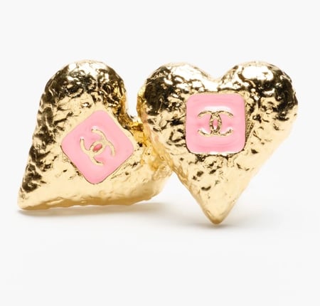 2024 شانيل اقراط غلق مسمار على شكل قلب ذهبي وردي