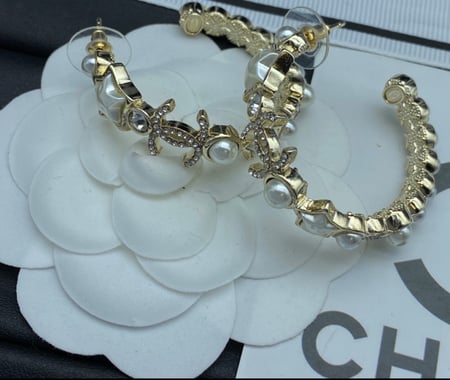 2024 اقراط شانيل حلقة معدن ستراس لآلئ بمرصعه بالنجمات والكريستال