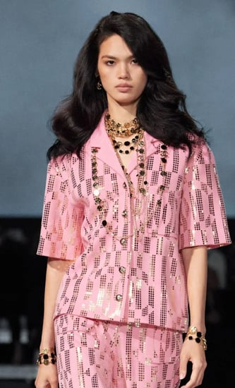 2024 قلادة شانيل ذهبي أسود دوائر