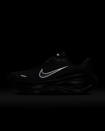 جزمة نايك Nike Vomero Plus نسائي