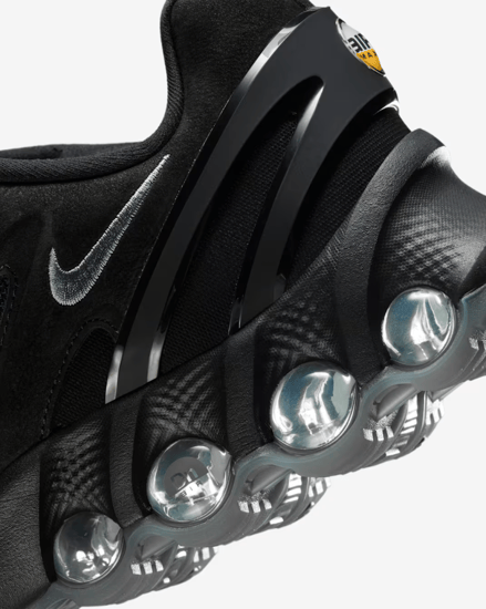 جزمة نايك Nike Air Max Dn8 Leather رجالي