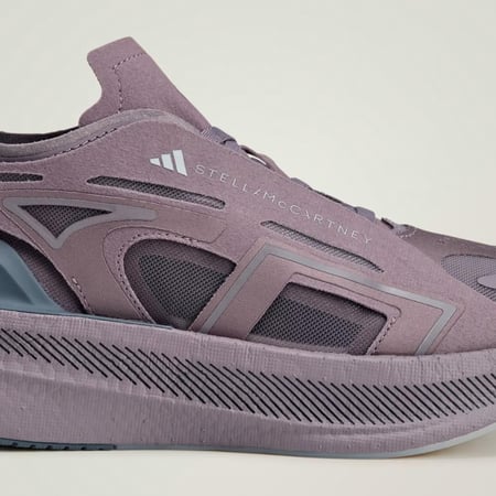 جزمة  أديداس Ultraboost 5 McCartney نسائي