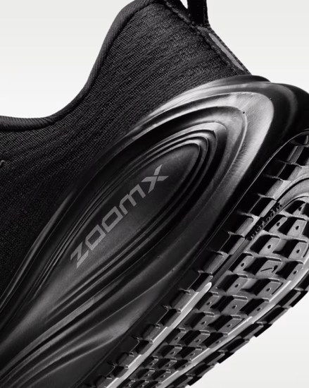 جزمة نايك Nike Vomero Plus نسائي