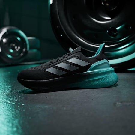 جزمة  أديداس ULTRABOOST 5 MERCEDES رجالي