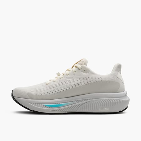جزمة  ماركة بروكس Brooks Ghost 17 GTX - نسائى