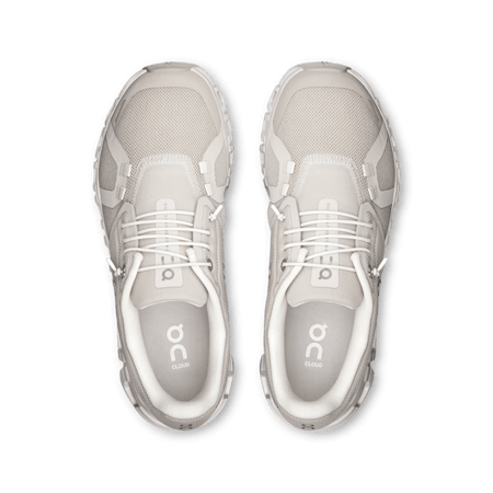 جزمة ماركة اون راننج On Running Cloud 6 - نسائي